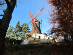 Fotoschlumpfs Abenteuerreisen an der Bergedorfer Mühle
