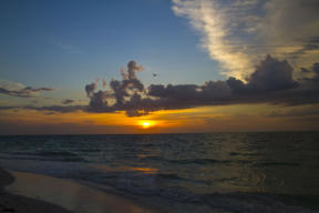 Fotoschlumpfs am Strand von Anna-Maria-Island