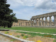 Die Tempelanlagen von Paestum. (c) Fotoschlumpfs Abenteuerreisen.