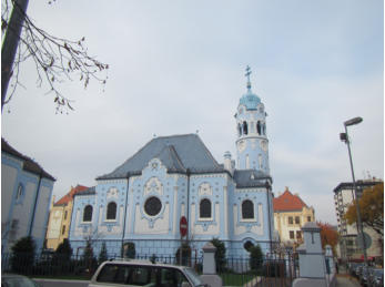 Blaue Kirche in Bratislava © Fotoschlumpfs Abenteuerreisen