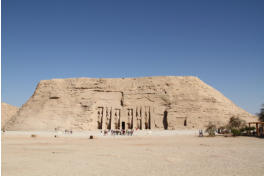 Ramses II und Fotoschlumpfs Abenteuer an einem Ort