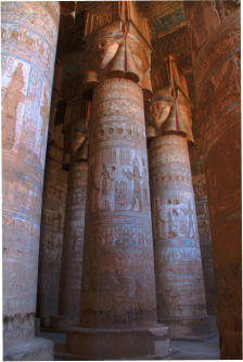 Auf Nilkreuzfahrt in Dendera. By Fotoschlumpfs Abenteuerreisen