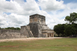 Rundgang in Chichen Itza  Fotoschlumpfs Abenteuerreisen