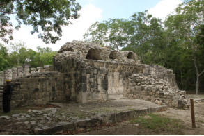 Rundgang in Chichen Itza  Fotoschlumpfs Abenteuerreisen