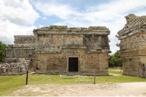 Rundgang in Chichen Itza  Fotoschlumpfs Abenteuerreisen