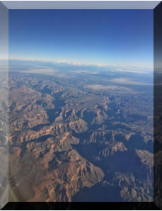 Fotoschlumpfs Abenteuer fliegt ber den Grand Canyon