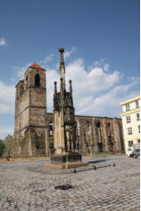 <Viele>Fotoschlumpfs Abenteurreisenund Kirchenruine von Zerbst